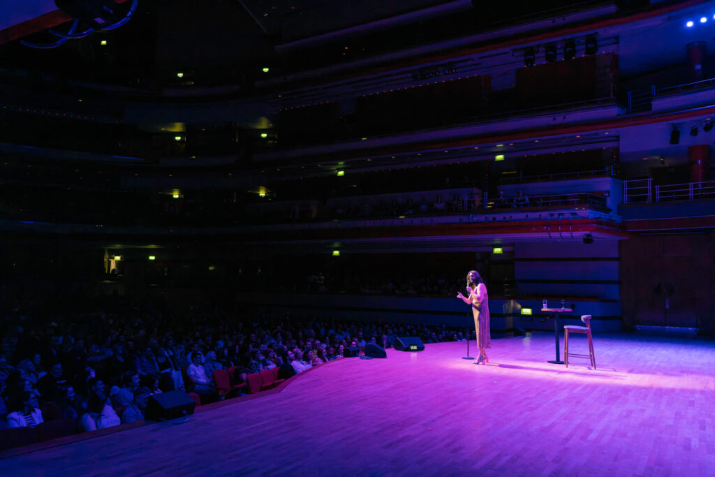 Tour Jonathan Van Ness